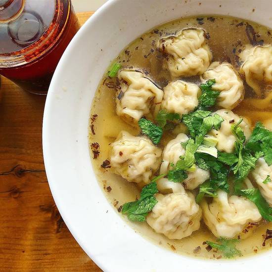 Wonton with Pork in Soup (16 pcs) 猪肉小馄饨